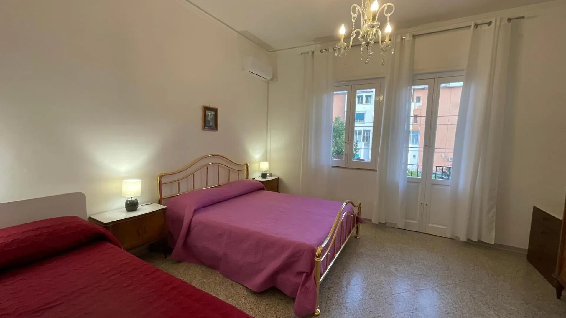 Apartment Pretty Holiday House Palermo